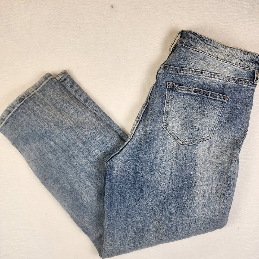 Fashion Nova Skinny Jeans Womens Sz 13 Light Wash Distressed